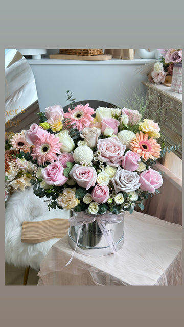 Pink Reverie Box Flowers