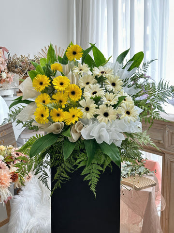 Condolences Stand IV