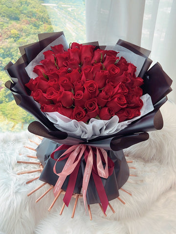 Fresh Red Roses Bouquet