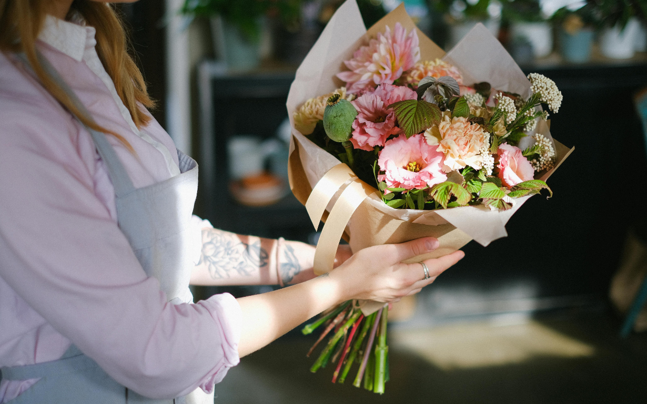 9 Best Birthday Flowers to Gifts in Singapore