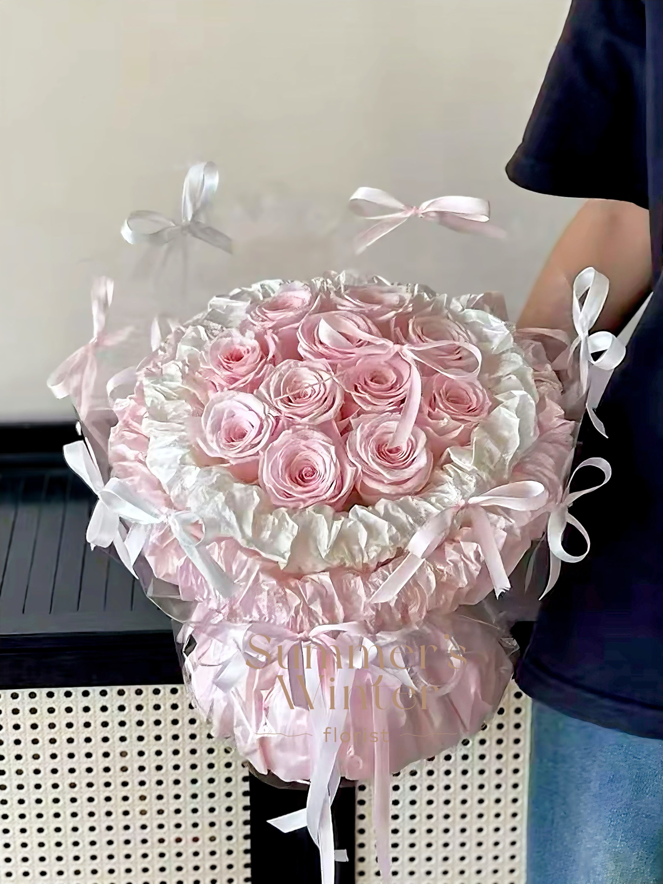 Blush Nouveau | Preserved Pink Roses SG