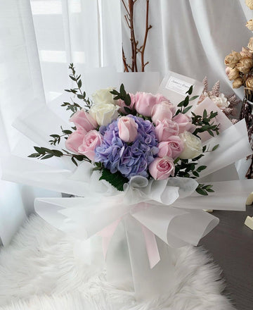Fresh Pink Roses & Blue Hydrangeas Bouquet 