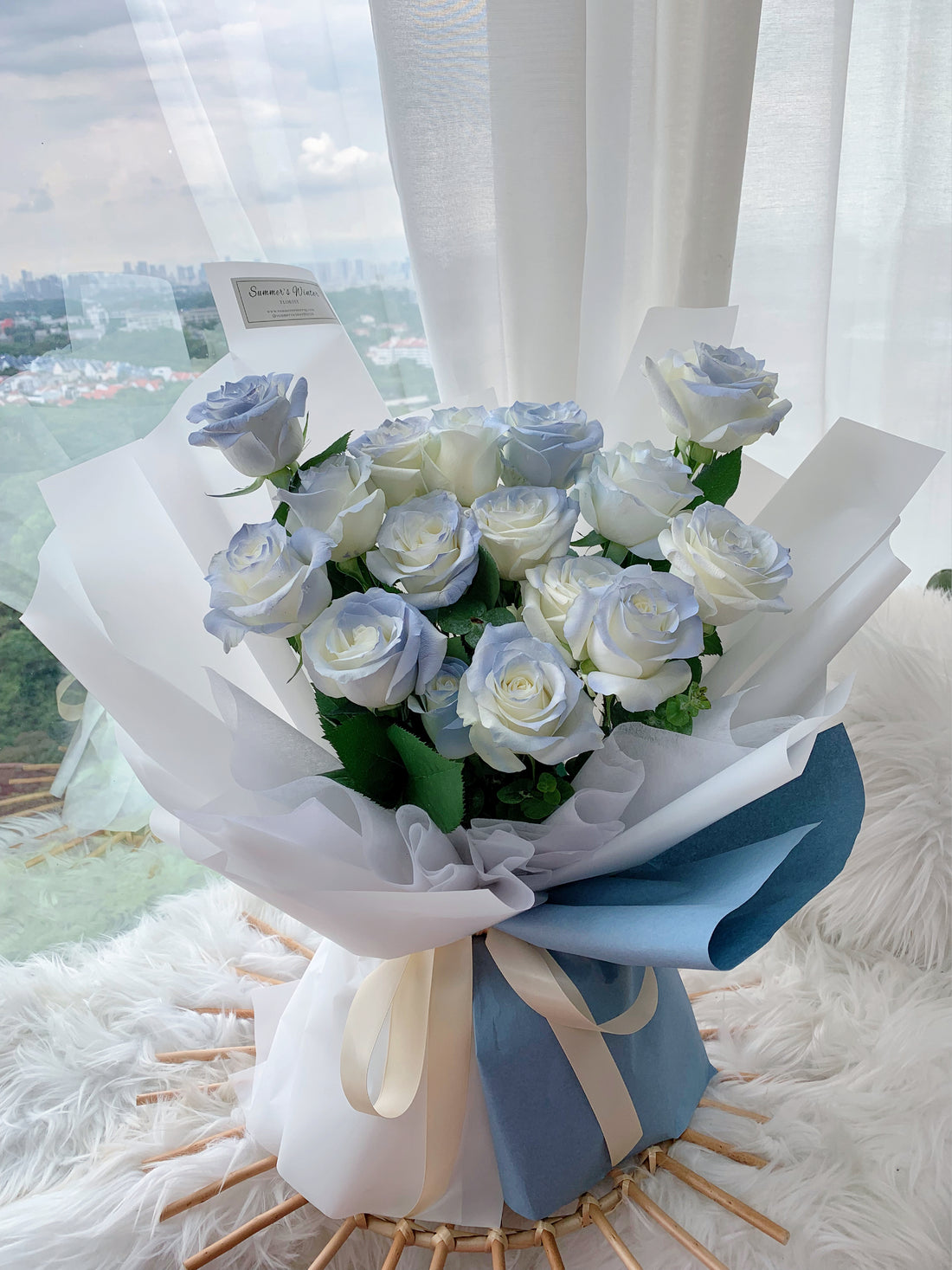 Blue Lagoon (Sprayed Blue Roses)