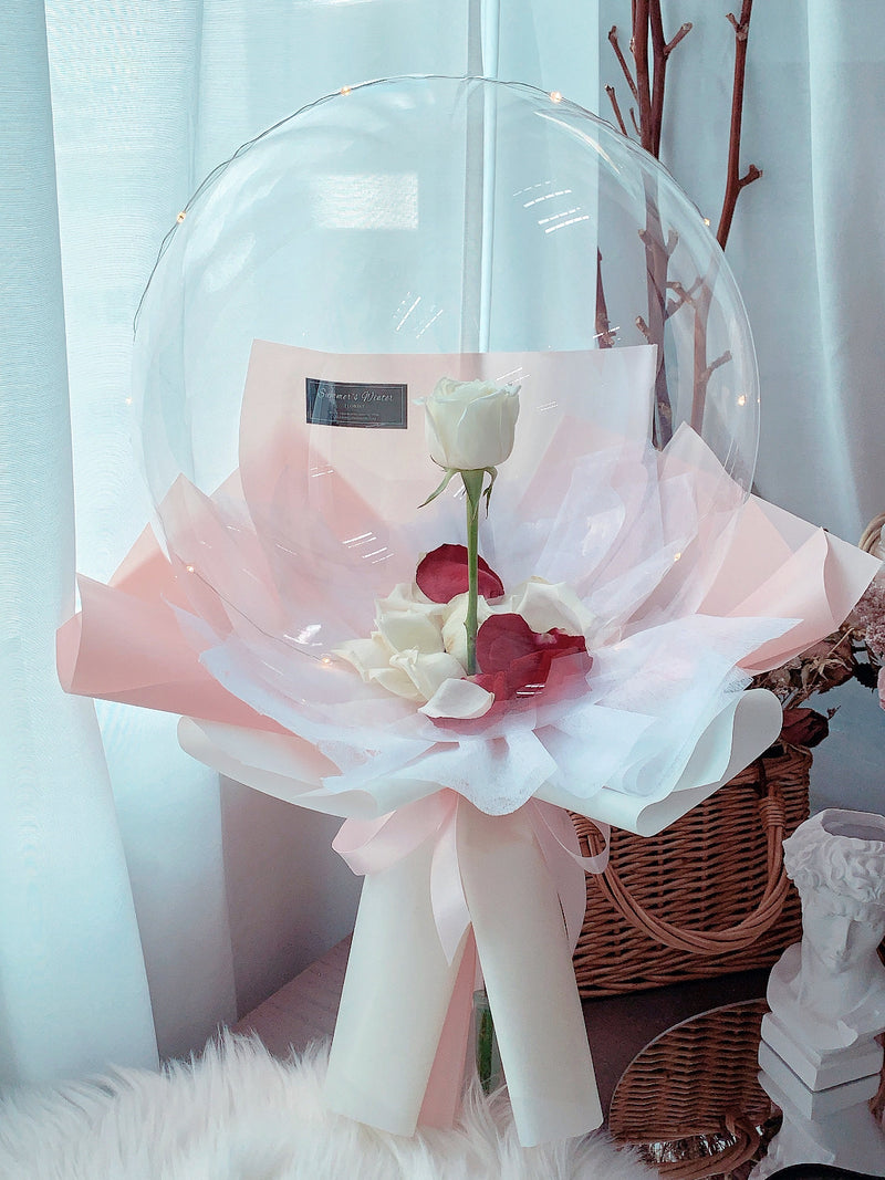 White Rose Balloon Flower [ Fresh ], Summer's Winter Florist Singapore